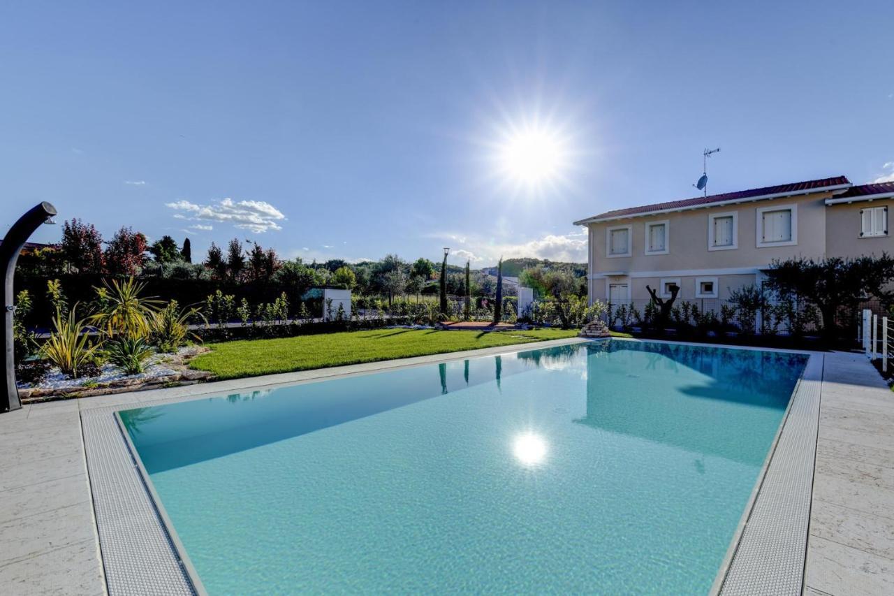 Villa Meri Star Manerba del Garda Exteriör bild
