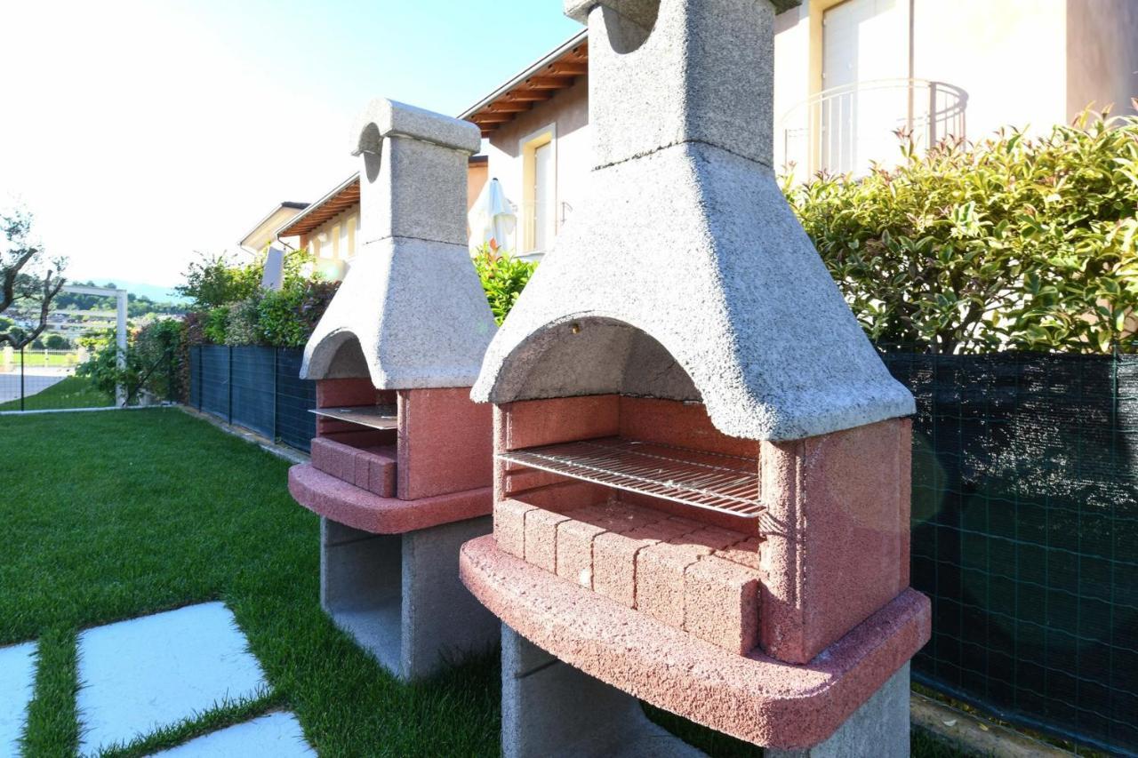 Villa Meri Star Manerba del Garda Exteriör bild